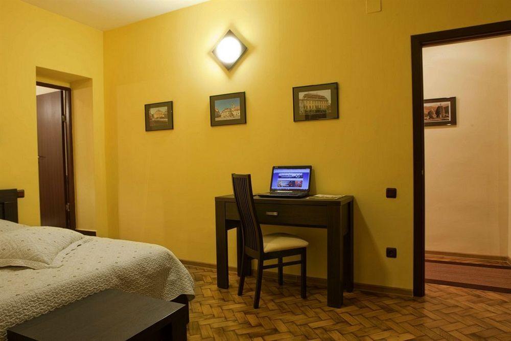 Rami House Central Double Rooms Braşov Exterior foto